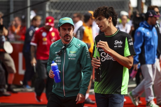  és  - A pártfogoltja szerint egyértelmű: Alonso egyike a valaha volt legjobbaknak